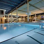Sport & Vesileppis Hotel