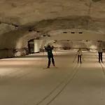 Sport & Vesileppis Hotel