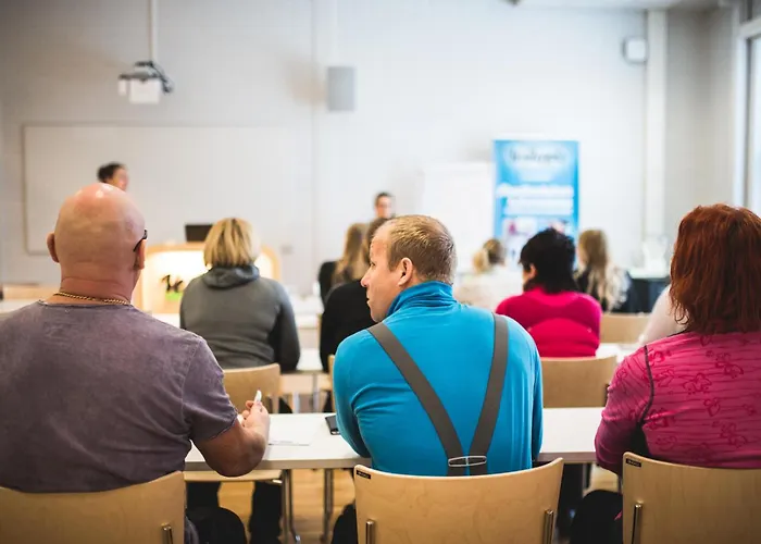 Sport & Vesileppis فندق 4*